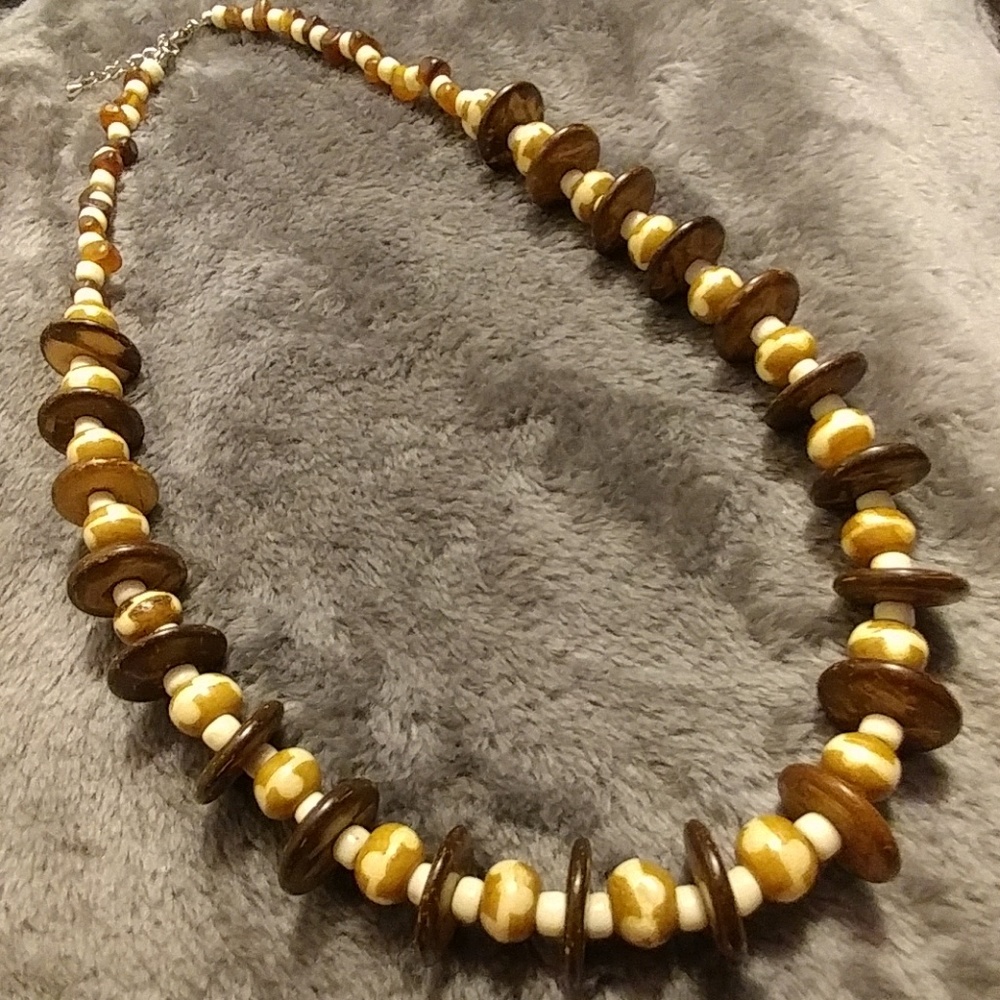 🎈 3 for $30💄Beaded necklace